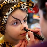 Crayon maquillage noir en stick (lot de 6) - Image 2