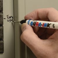 Dura-Ink 5 Feutre permanent pointe taille micro noir - Image 5