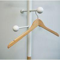 Lot de 25 cintres en bois sans barre de pantalon Hêtre - Image 4