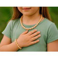 Boite 1000 perles bois verni formes assorties+10 m fil 0,8mm - Image 2