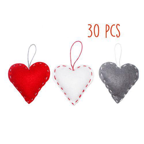 Illustration de : Kit 30 cœurs feutrine à fabriquer