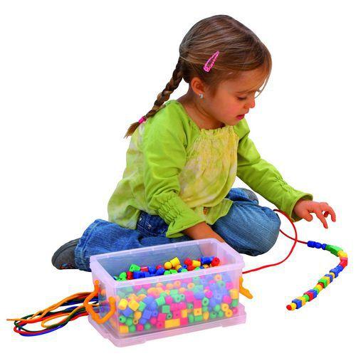 Illustration de : Lot de 650 perles de formes et couleurs assorties + 6 lacets