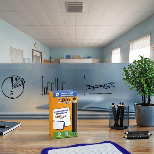 Illustration de : Crayon marqueur effaçable à sec triangulaire bleu Ø 14.8mm - Bic