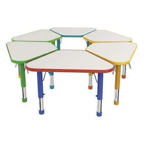 Illustration de : Table Clémence plateau triangulaire - Manutan Expert