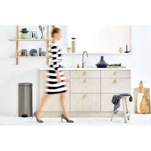 Illustration de : Poubelle à pédale NewIcon 30L _Brabantia