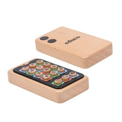 Illustration de : Le set de téléphone en bois - Educo