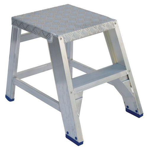 Illustration de : Marchepied de montage - 2 à 4 marches