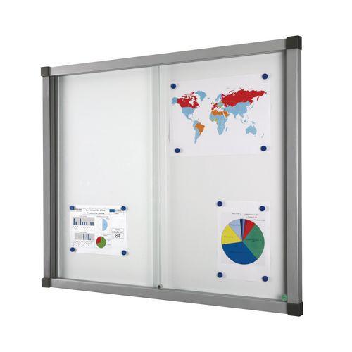 Illustration de : Vitrine d'intérieur Cube - Fond aluminium - Porte en verre de sécurité