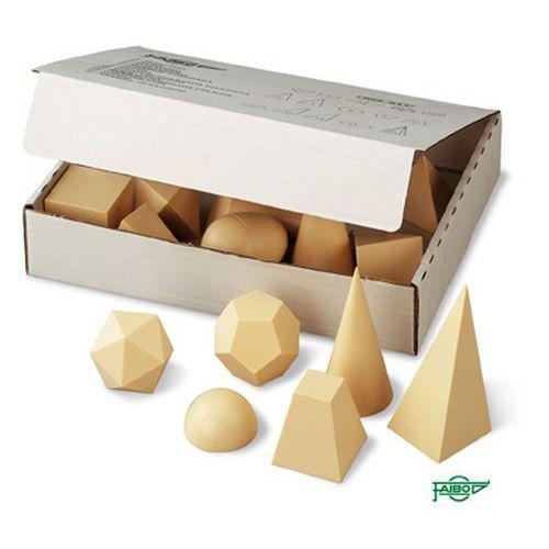 Illustration de : Ensemble 15 figurines géométriques en plastique