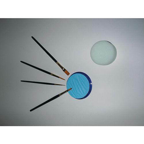 Illustration de : Pochette de 4 pinceaux spécial maquillage