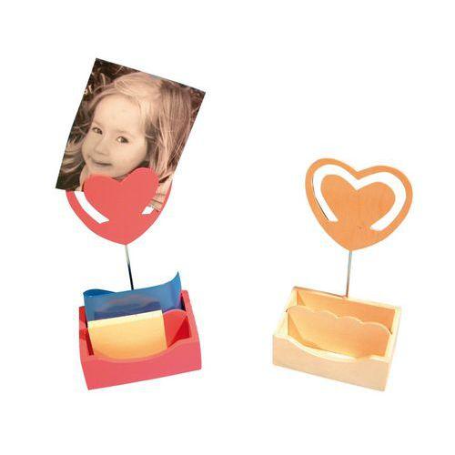 Illustration de : Porte-photo porte-trombone forme cœur