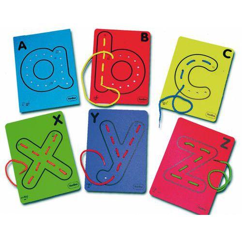 Illustration de : Coffret 12 grands animaux à lacer