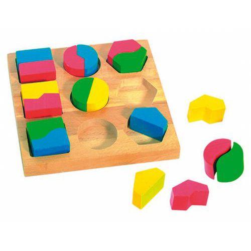 Illustration de : Encastrement logique : géobois symétrie