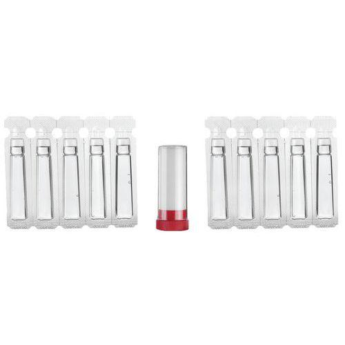 Illustration de : Bâtonnet détachant pour semelle de fer