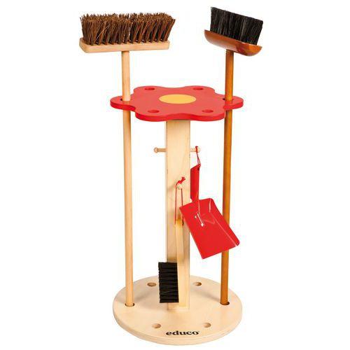 Illustration de : Support à balai - Educo
