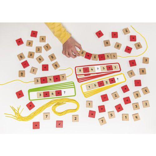 Illustration de : Chiffres à lacer