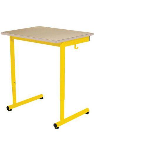 Illustration de : Table réglable Récré chants surmoulés