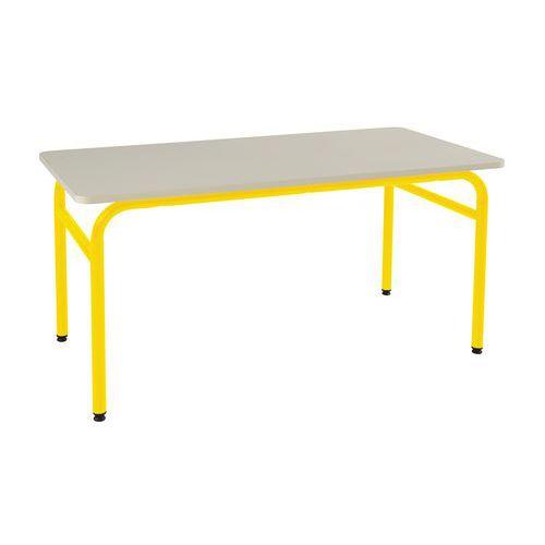 Illustration de : Table Elodie II rectangulaire, 4 pieds tube