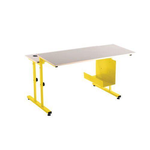 Illustration de : Table informatique LATA 2 plateaux réglables