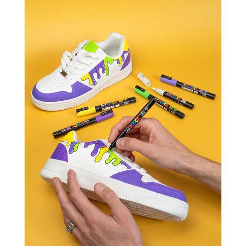 Illustration de : Set 4 marqueurs PC1MC pointe extra fine couleurs assorties - Posca