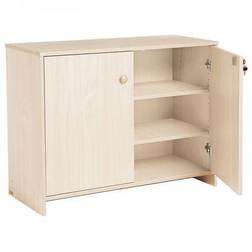 Illustration de : Meuble bas à portes teinte bouleau - Nathan