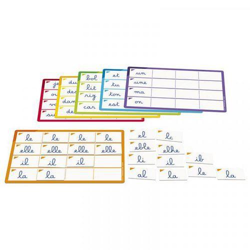 Illustration de : Entraînement visuel cursives - Nathan