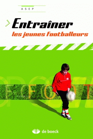 Entraîner les jeunes footballeurs - Image principale