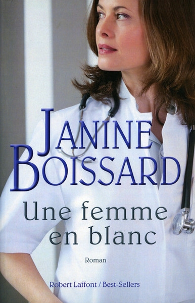 Une femme en blanc - ne - Image principale