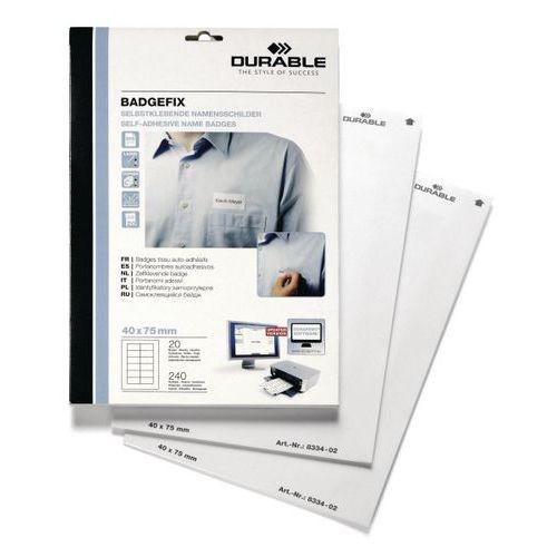 Illustration de : Badge tissu adhésif