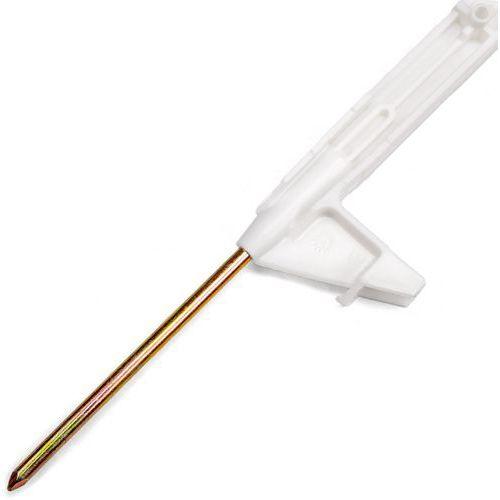 Illustration de : Piquet plastique standard 138 cm blanc 12 illets