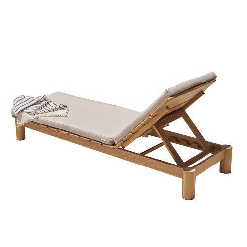 Illustration de : Bain de soleil Bari assise et structure Iroko + coussin