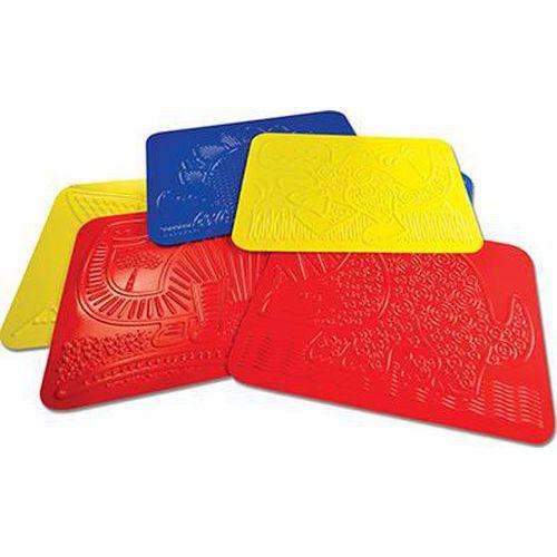 Illustration de : Lot 6 plaques relief dinosaures 21.5 x 28 cm