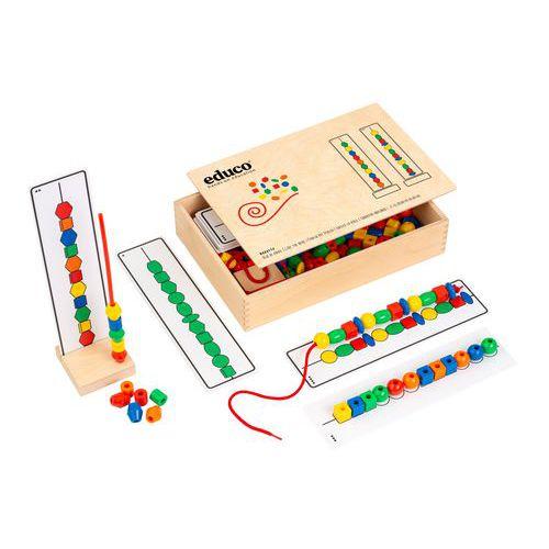 Illustration de : Enfiler les perles - Educo