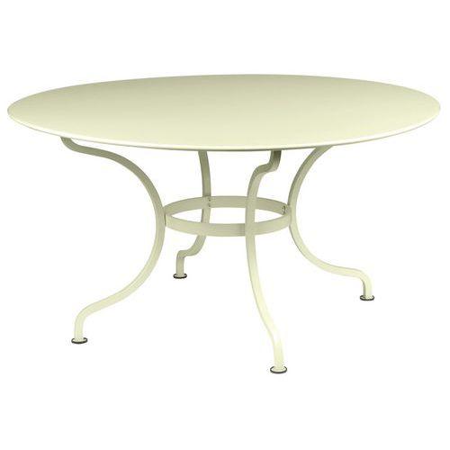 Illustration de : Table ronde Romane ø 137 cm Fermob