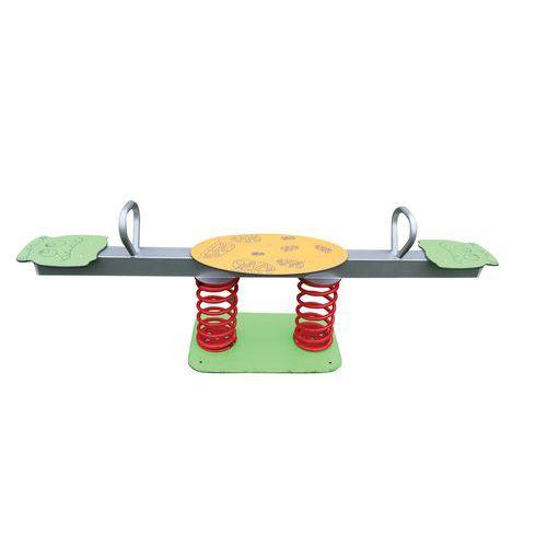 Illustration de : Balançoire cache cache monstre