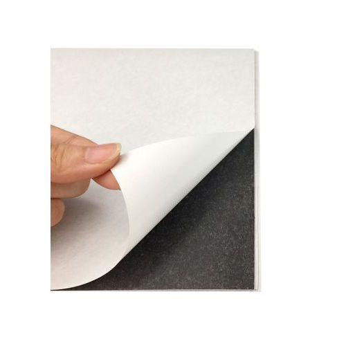 Illustration de : Feuille magnétique A4 - Wonday