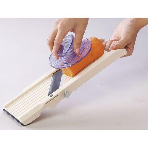 Illustration de : Petite mandoline Japonaise - Bron Coucke