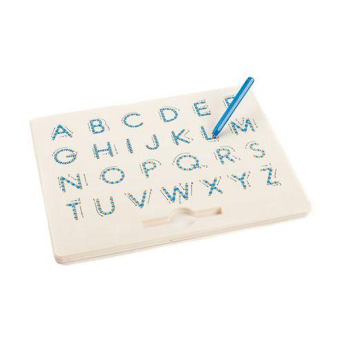 Illustration de : Tableau magnétique lettres majuscules