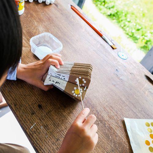 Illustration de : Cache-vases carton à monter et décorer - Cleopatre